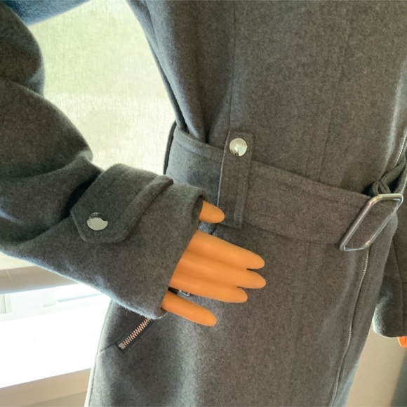 EXPRESS Buckle Belt Coat NWT - Picture 5 of 7